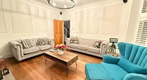 Dreamy Stay With Cosy Charm - Image 2