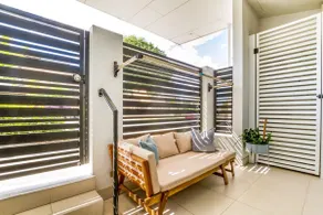 3BR Contemporary Boutique Living - Image 5