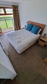 Rutland Point apartment Perfect for contractors plenty of parking - Image 2