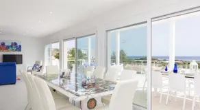 Voll ausgestattete Villa mit Terrasse, Garten und privatem Pool | Nah am Strand - Image 3