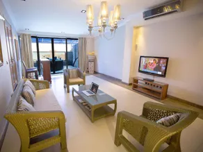 Burnas Beach & Apartments - Image 2