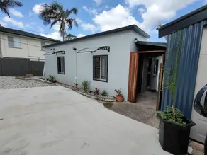 Double Room - Image 4