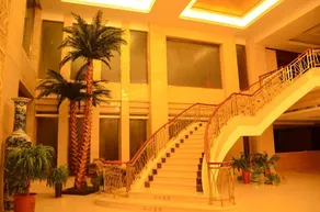 Yin Du Hotel - Image 4
