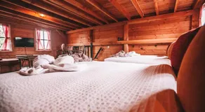 CRASH'NSTAY - The Silo Bungalow - Image 2