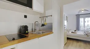 Buttes Chaumont - Sunny 2P apartment - Image 3