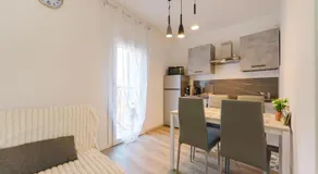 Colline di Castelcucco - Free Parking & Wi-Fi - Image 2