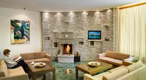 Dioni Hotel - Image 3