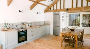 Lower Tresmorn Farmhouse - Image 3