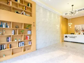 GreenTree Inn Express Hotel (Haohe Scenic Area Wenfeng City Plaza, Nantong) - Image 2