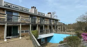 Island Inn - Image 5