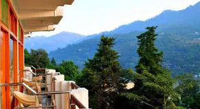 Hotel Lake Inn - A Luxury Lake View Hotel - Image 2