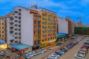 Impression 100 Fashion Hotel (Tanhua Bus Station Branch) - Image 4