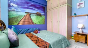 3 scenic air cond bedrooms, near Bandar Rawang - Image 2