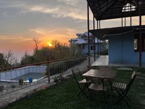 Cedar Valley Homestay - Image 3