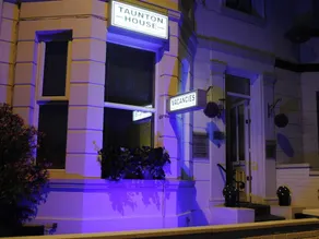 Taunton House - Image 4