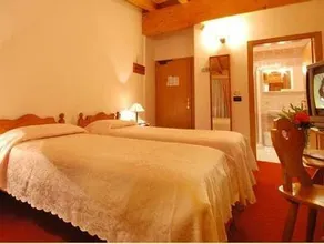 Hotel Job - Image 1