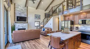 The Gold Hill Chalet - Image 4