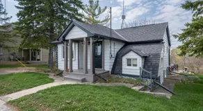 Prince Edward County-Enjoy Picton WIne Country - Image 5