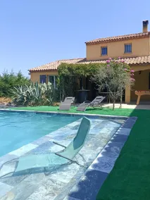 Villa climatisée avec grande piscine - Image 5