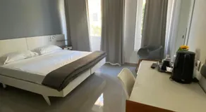 Golden Beach Residence - Image 2