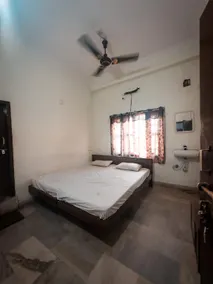 KVM Lodge - Image 5
