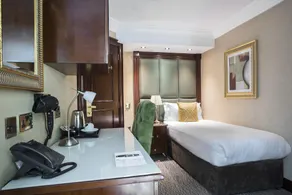Hotel Moonlight - Image 2