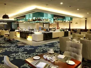 Grand Skylight Hotel Yangzhou - Image 5