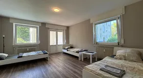 Three Bedroom Comfort Apartment Maintal - Image 5