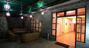 Grey Stone Hotel - Image 5