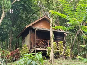 Bonhomie Beach Cottage - Image 2