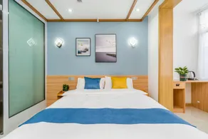 Haidaiqingshe Audio-Visual Homestay Hotel - Image 2
