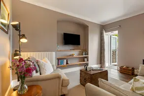 Caldey Island View - Sea Views and Log Burner - Image 2