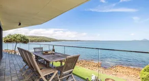 Lanimer Spectacular Waterfront - Image 4