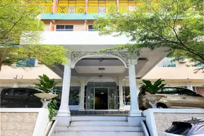 RedDoorz Syariah Near Pelabuhan Sri Bintan Pura Tanjungpinang - Image 5
