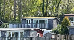92 Lake View - Image 5