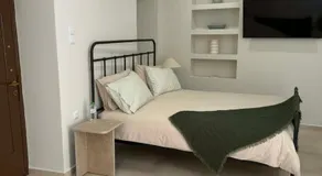 The Island Retreat - Image 2