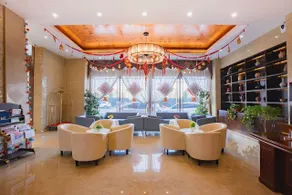 Cathay Grand Hotel - Image 3