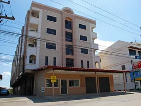 Dee Ma Hotel - Image 5