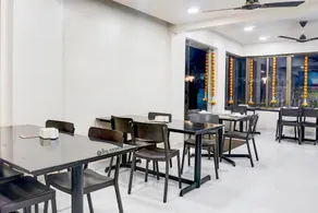 Super Townhouse Oak Viman Nagar Formerly Kuber Inn - Image 5