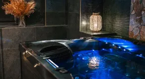 Coco Suite Private Jacuzzi Prague Center - Image 4