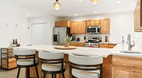 Family Home - Sandpointschweitzer - Image 3