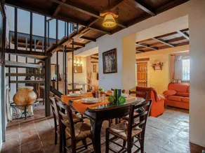 Farmhouse in Fuentes de Cesna near Iznajar - Image 3
