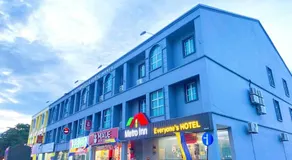 Metroinn Hotel - Image 5