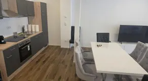 Spacious Apartment for 8 Guests - Image 5