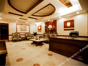 Golden Rose Hotel - Image 4