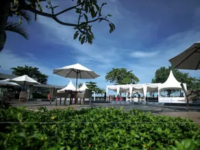 Pangeran Beach Hotel - Image 4