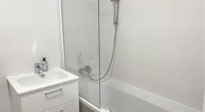 Aurora Apartment - Image 2