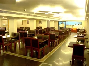 Hotel Saas Tower - Image 5
