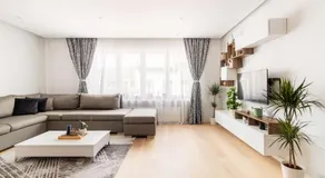 European heart 2-bedroom flat. - Image 2