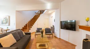 The Bridge House - Image 2